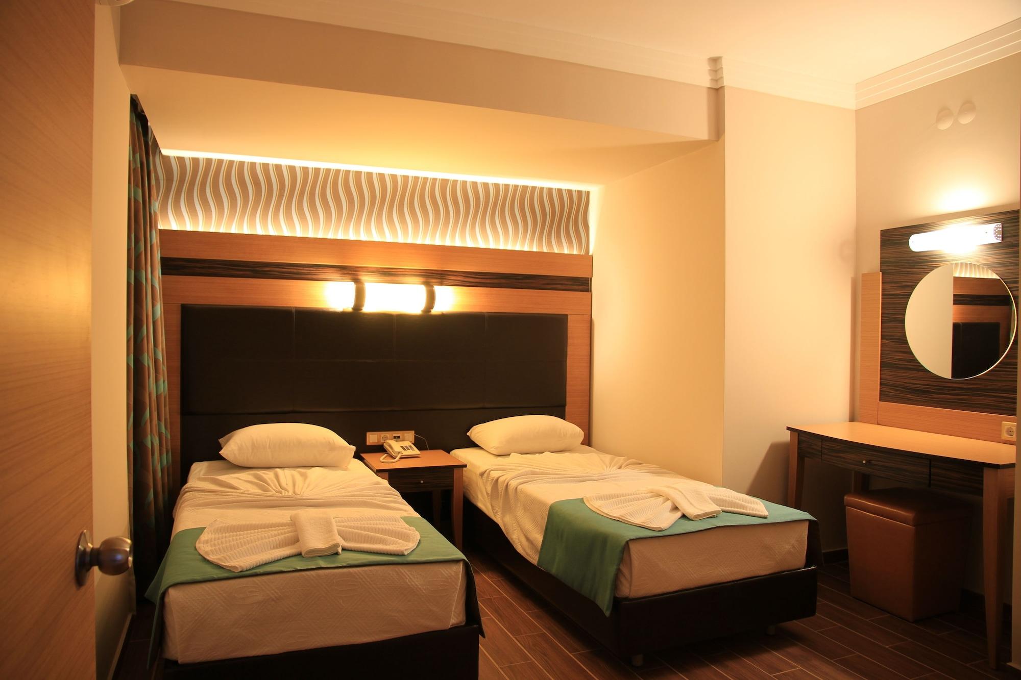 Hotel Club Alpina Marmaris Zewnętrze zdjęcie
