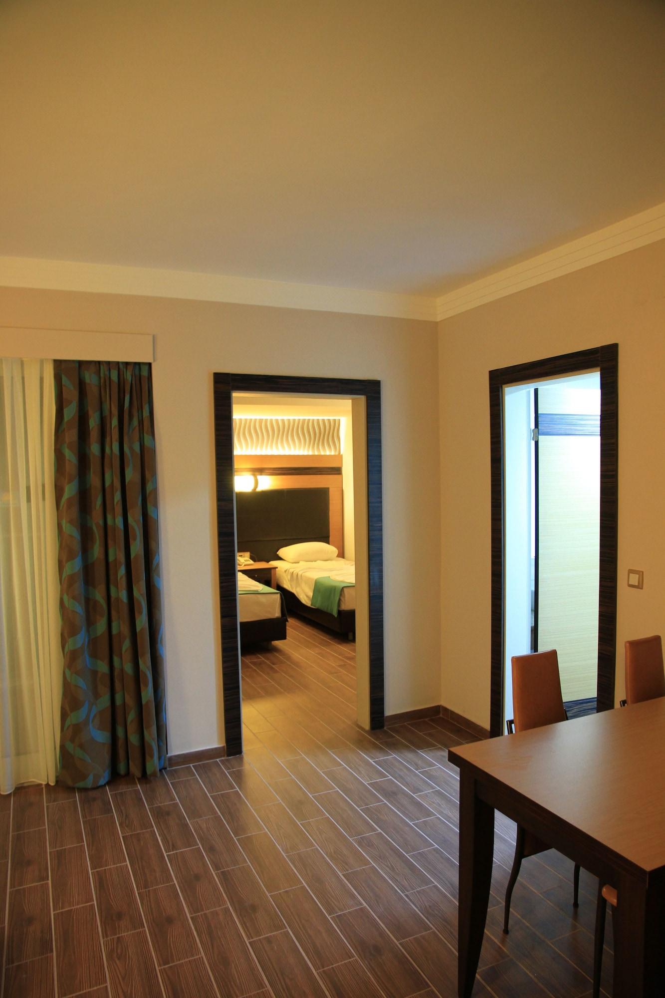 Hotel Club Alpina Marmaris Zewnętrze zdjęcie