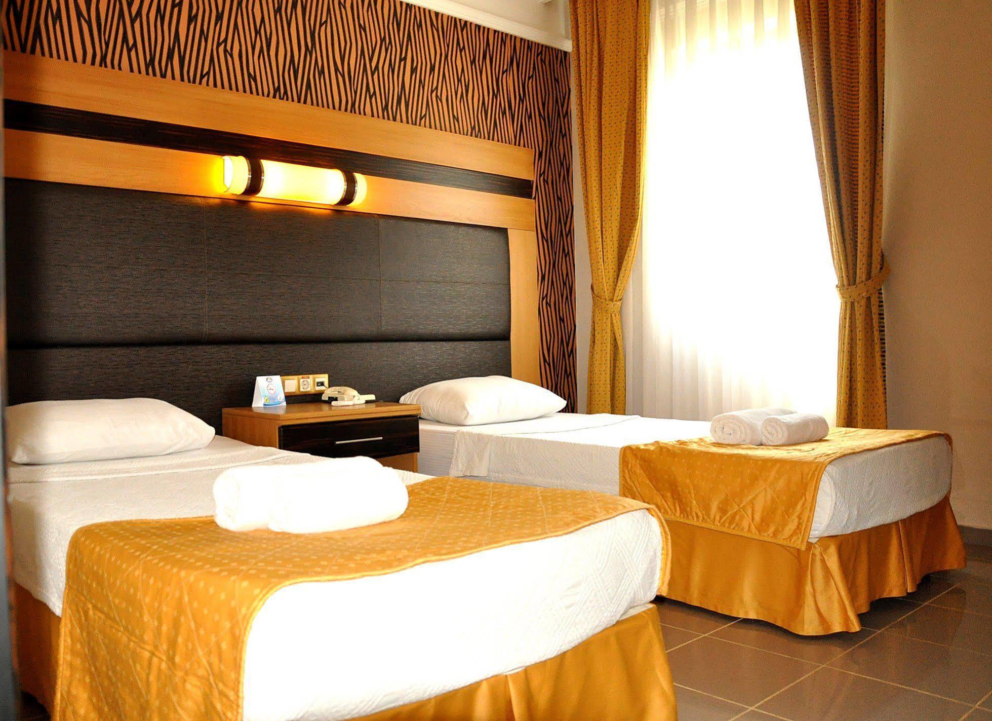 Hotel Club Alpina Marmaris Zewnętrze zdjęcie